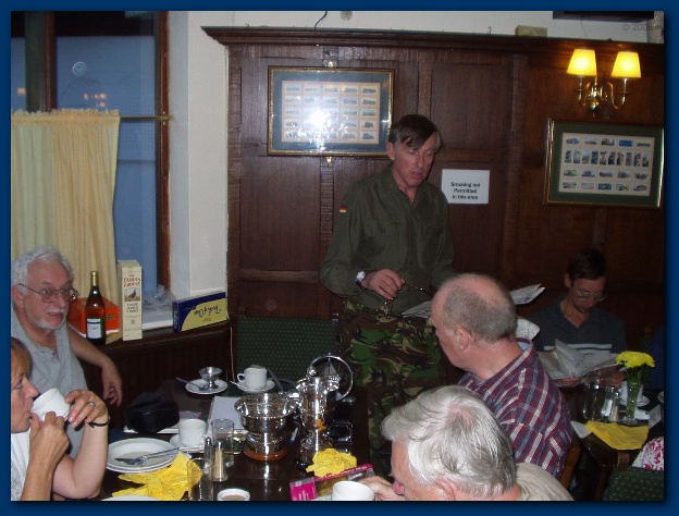 600x449 pixels (121K)